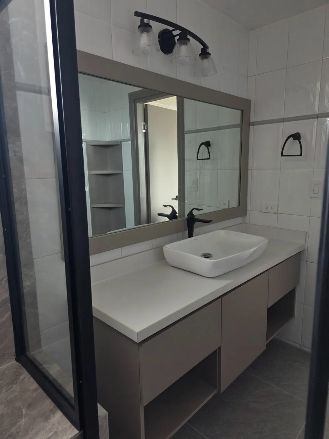 Proyecto comercial de arquitectura en Ciudad de Panamá